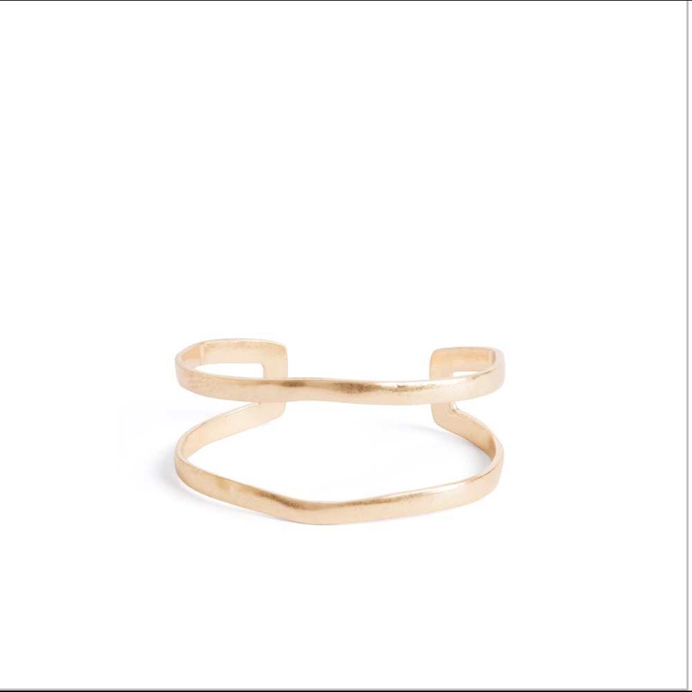 Hammered finish gold bangle from Stitch Fix
